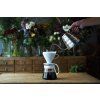 biely keramicky dripper hario v 60